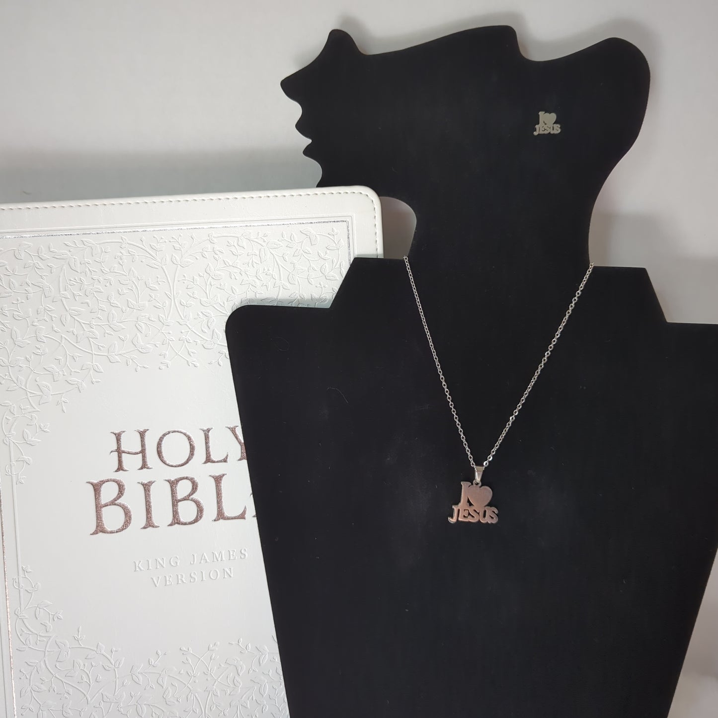 I ❤️ Jesus Necklace & Earring set